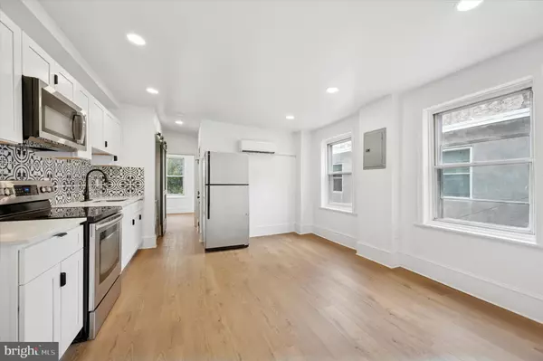 Philadelphia, PA 19130,1637 W GIRARD AVE #4