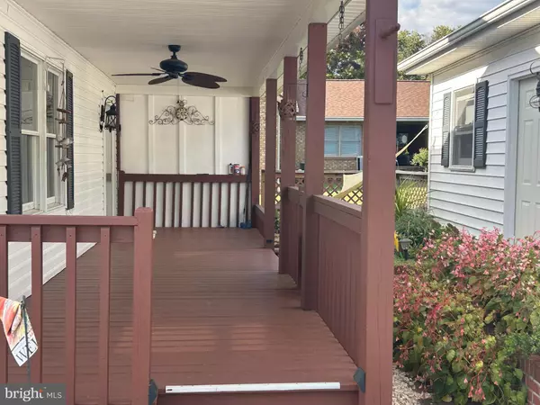 Berryville, VA 22611,238 WALNUT ST