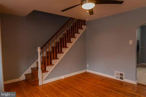 Philadelphia, PA 19120,626 E RAYMOND ST