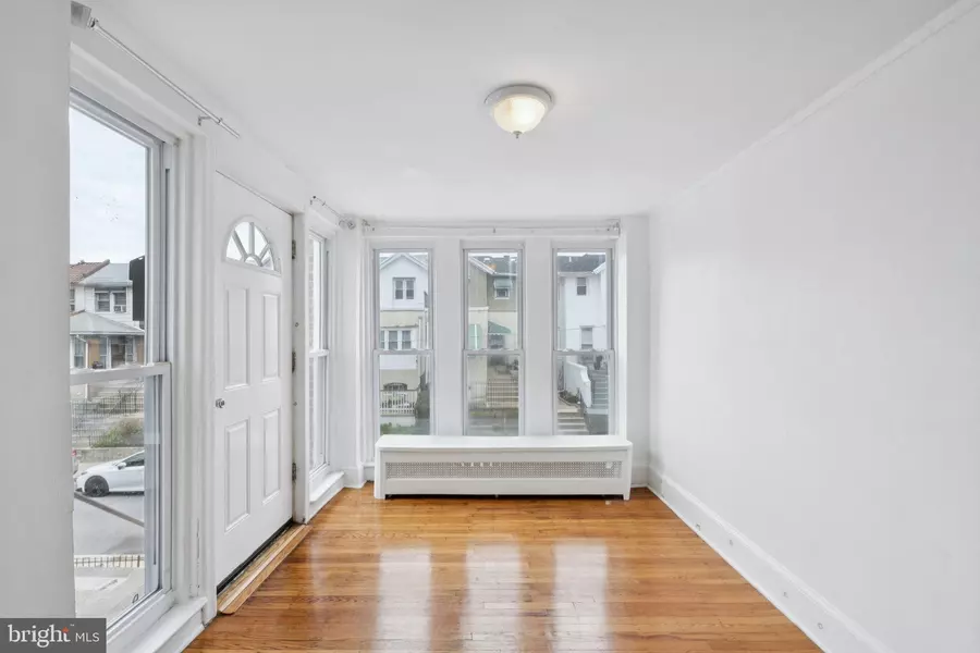 6030 CEDARHURST ST, Philadelphia, PA 19143