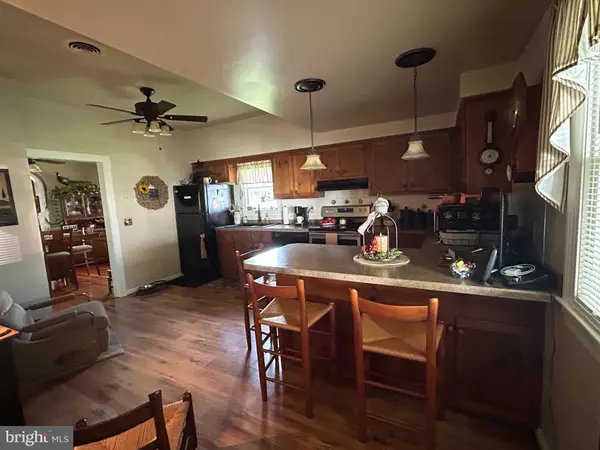 Berryville, VA 22611,236 WALNUT ST