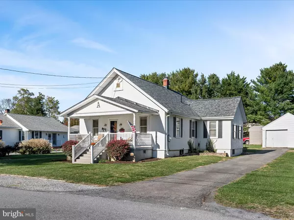 Berryville, VA 22611,236 WALNUT ST