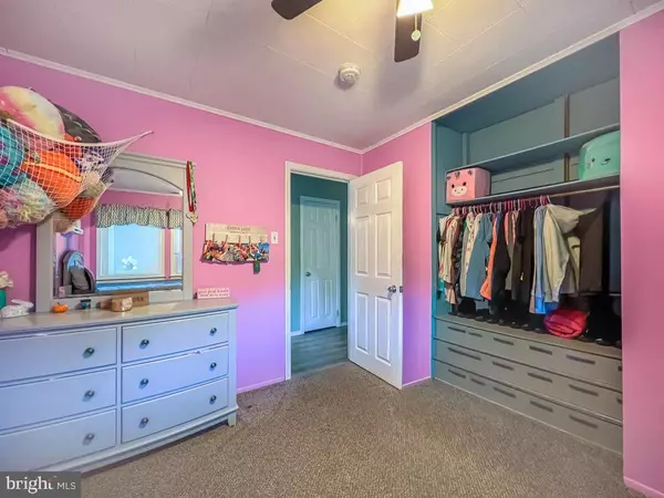 Fairless Hills, PA 19030,243 WYANDOTTE RD