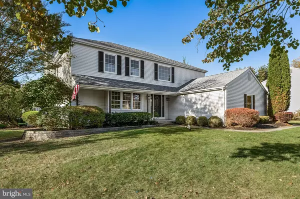 Mount Laurel, NJ 08054,5 E COACH LN