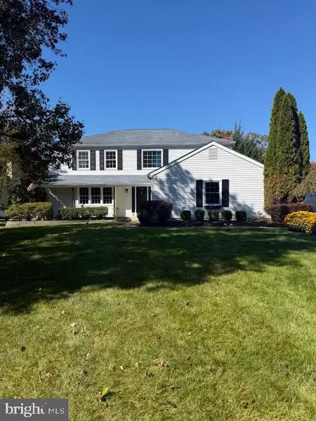 5 E COACH LN, Mount Laurel, NJ 08054