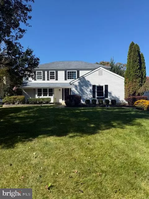 5 E COACH LN, Mount Laurel, NJ 08054