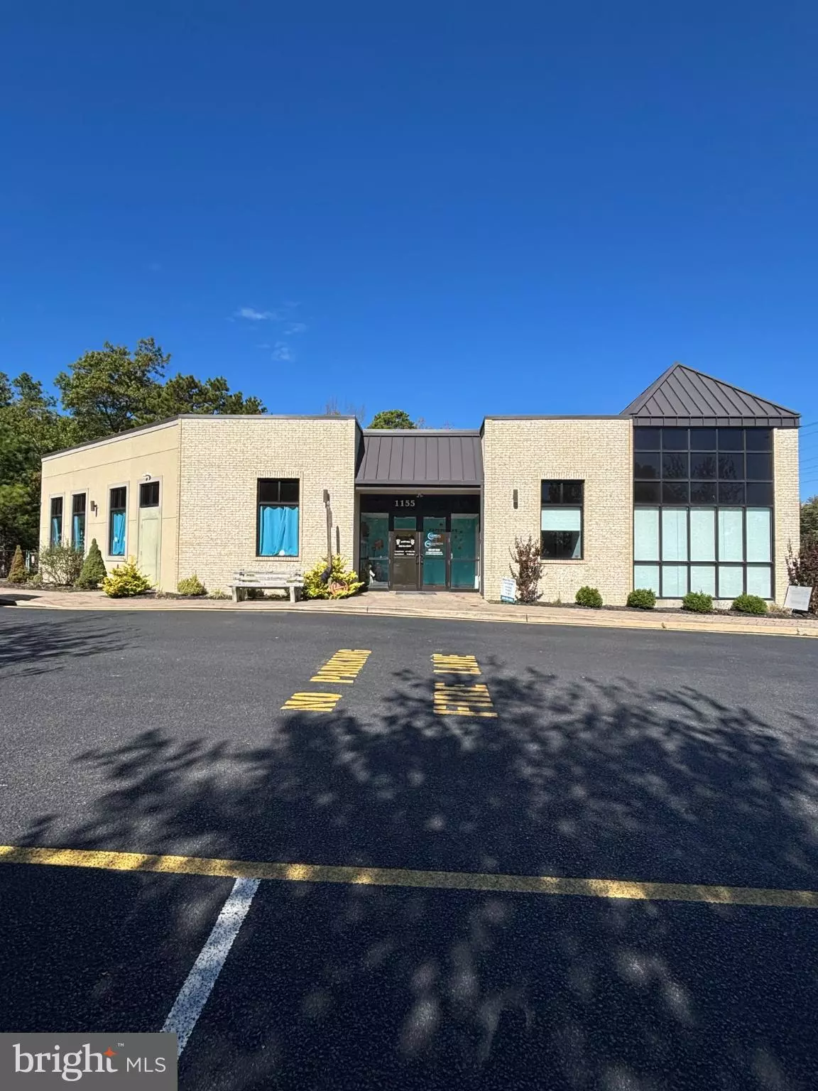 Manahawkin, NJ 08050,1155 ROUTE 72 W #B