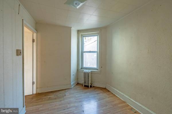 Philadelphia, PA 19138,6329 N WOODSTOCK ST