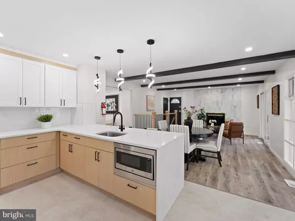 Cherry Hill, NJ 08002,443 VALLEY RUN DR