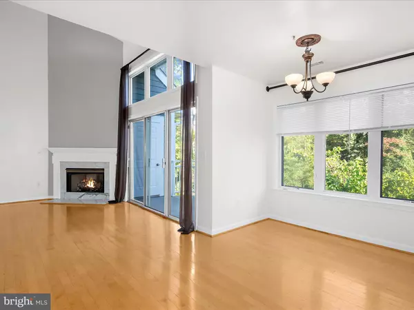 Arnold, MD 21012,599 OAKLAND HILLS DR #3A