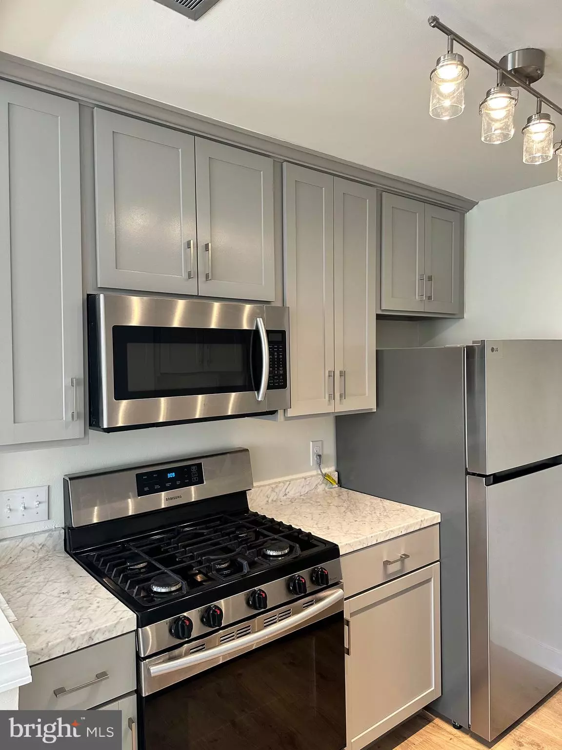Washington, DC 20007,4570 MACARTHUR BLVD NW #207
