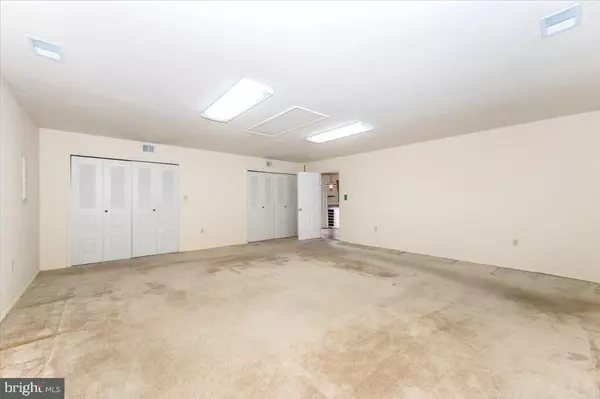 Bowie, MD 20716,16111 POND MEADOW LN