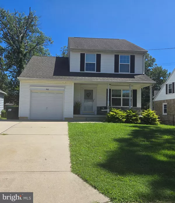 306 S DUPONT RD, Wilmington, DE 19805