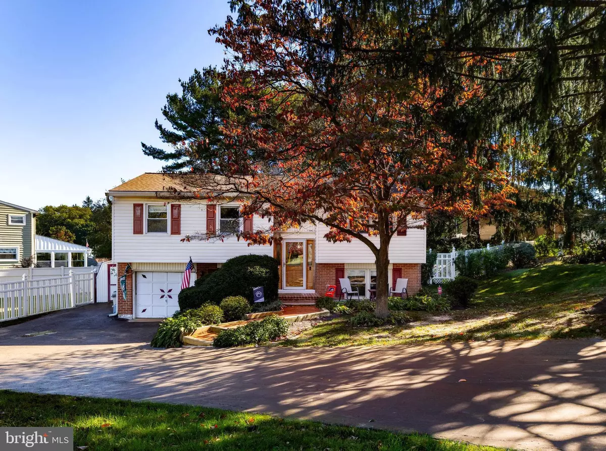 Aston, PA 19014,699 CHERRY TREE RD