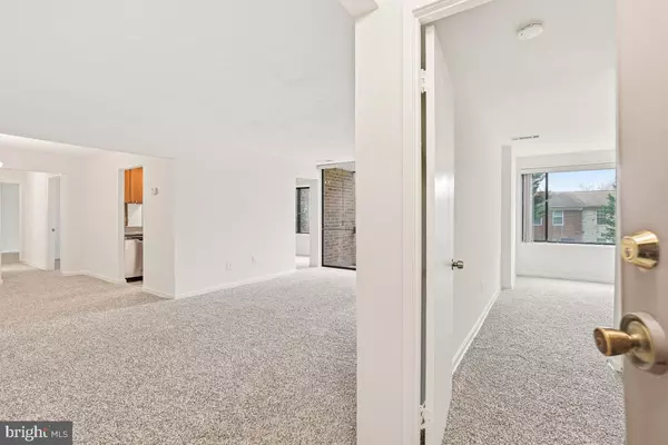 Columbia, MD 21045,8709 HAYSHED LN #22