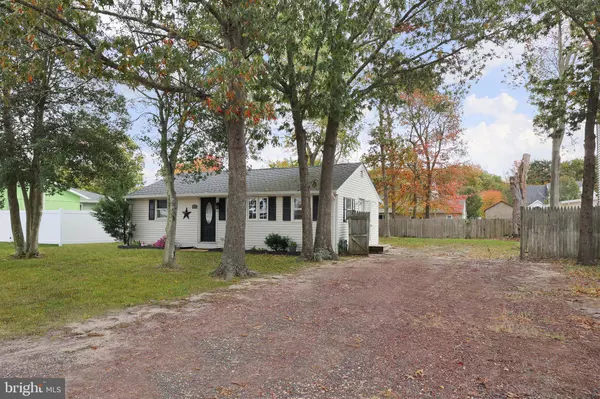 Brick, NJ 08723,17 HOLLYCREST DR