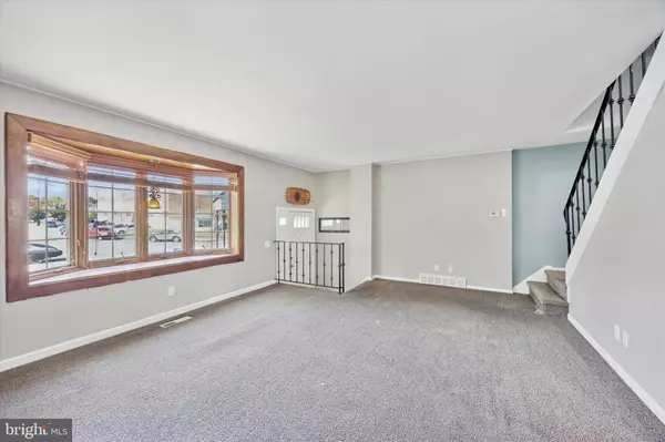 Philadelphia, PA 19154,12523 RAMER RD