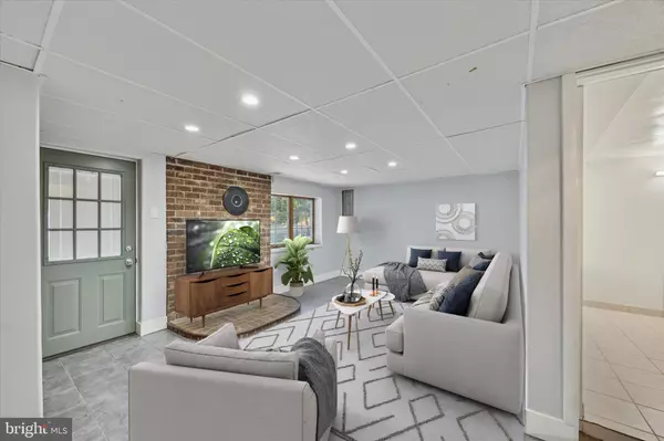 Philadelphia, PA 19154,12523 RAMER RD