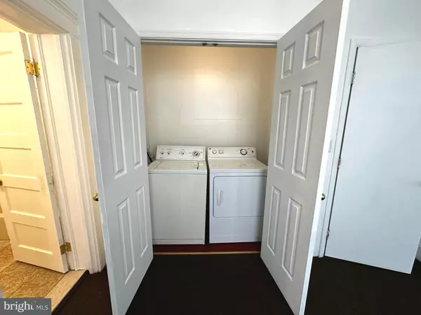 Baltimore, MD 21229,1105 WALNUT AVE #2