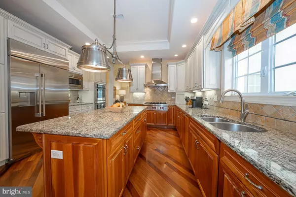 West Chester, PA 19382,16 CREEKVIEW CIR