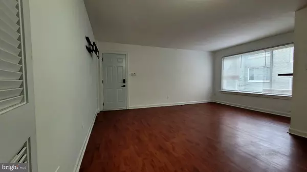 Washington, DC 20032,705 BRANDYWINE ST SE #201