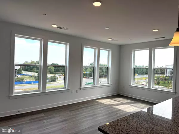 Ashburn, VA 20147,21731 DOVEKIE TER #408