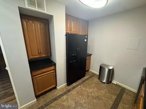 Falls Church, VA 22041,3245 RIO DR #705