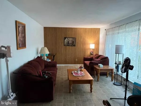 Thompsontown, PA 17094,33 W MAIN ST