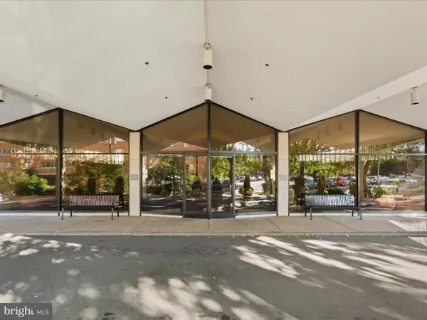 Arlington, VA 22209,1200 N NASH ST #549