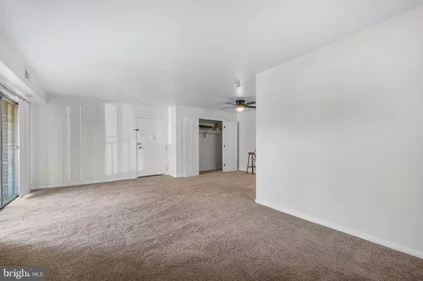 Suitland, MD 20746,2310 EWING AVE #204