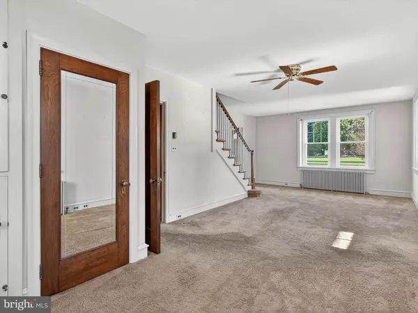 Ephrata, PA 17522,1212 W MAIN ST