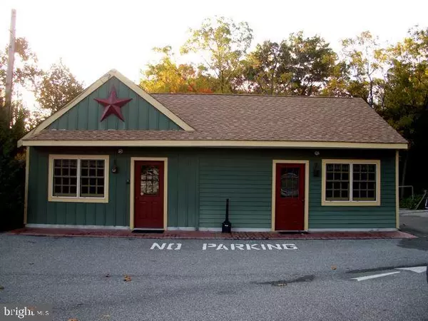 34 N MAIN ST, Mullica Hill, NJ 08062