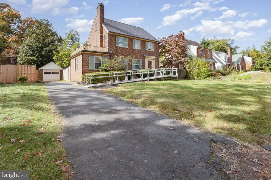 428 N MONROE ST, Arlington, VA 22201