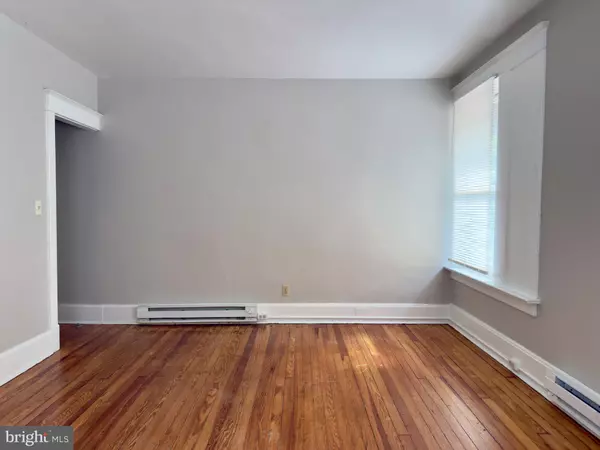 Harrisburg, PA 17103,2108-APT 3 WALNUT ST