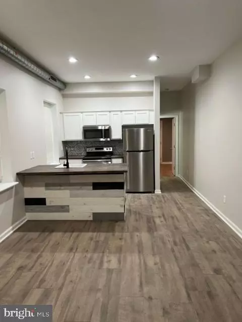 Philadelphia, PA 19121,1305 N 15TH ST