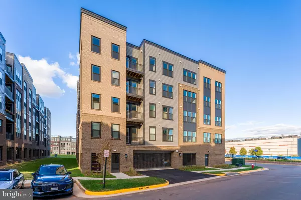 Ashburn, VA 20147,21731 DOVEKIE TER #307