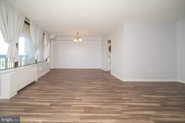 Falls Church, VA 22041,3705 S GEORGE MASON DR #1617S