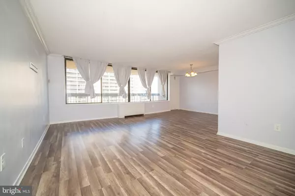 3705 S GEORGE MASON DR #1617S, Falls Church, VA 22041