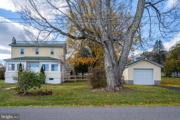 Oakland, MD 21550,627 HAMILL ST