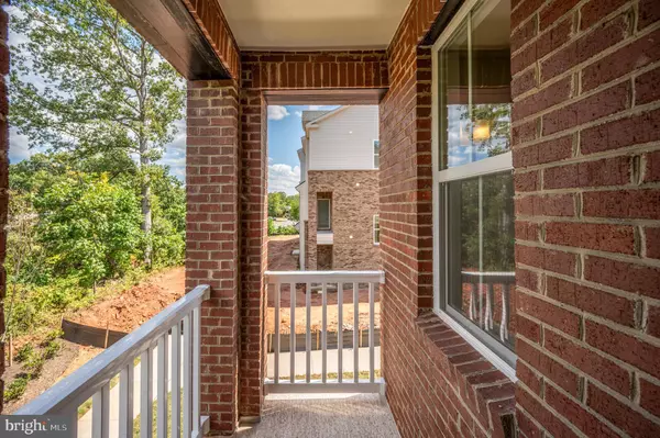 Manassas, VA 20110,10118 QUEENS WAY