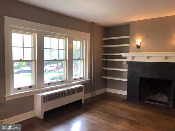 West Reading, PA 19611,713 HOLLAND SQ