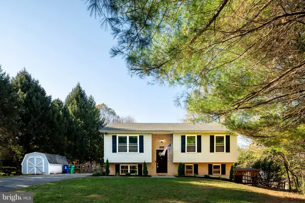 1060 COLLINS AVE, Eldersburg, MD 21784