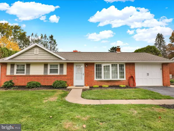 15 CLEARVIEW DR, Lebanon, PA 17042