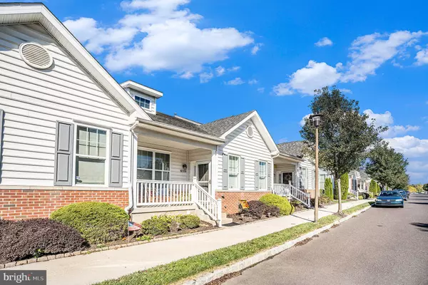 Philadelphia, PA 19116,15022 DAHLIA DR