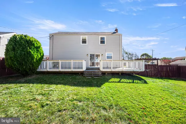 Aston, PA 19014,123 SCHEIVERT AVE