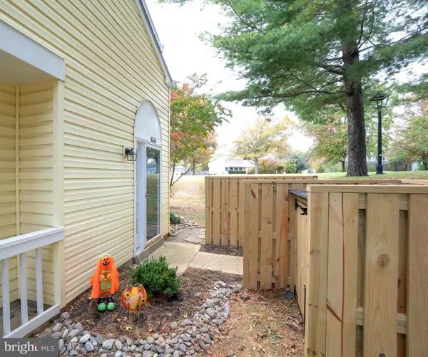 Olney, MD 20832,18260 ROLLING MEADOW WAY #24