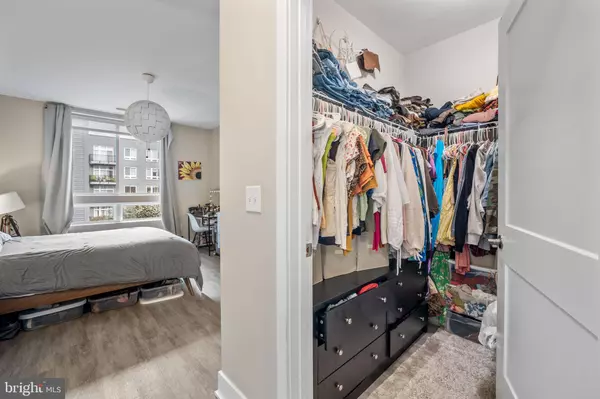 Oxon Hill, MD 20745,145 RIVERHAVEN DR #312