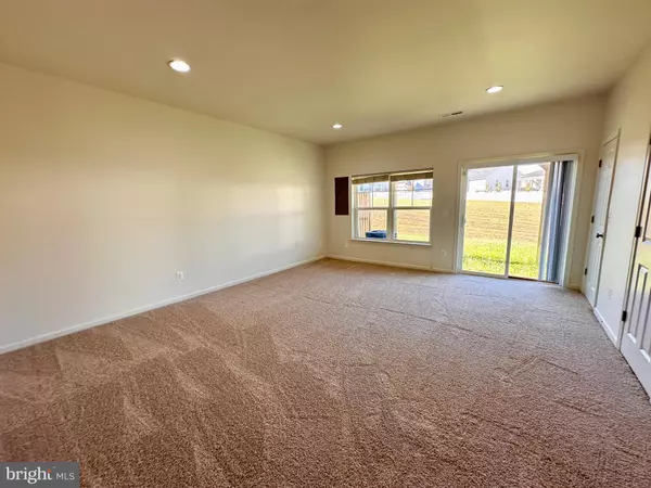 Stephenson, VA 22656,111 FADING STAR