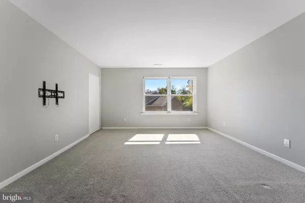 Westville, NJ 08093,406 WINDING WAY