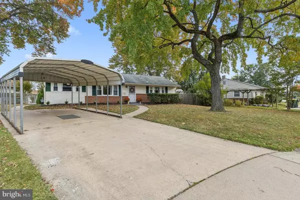 Alexandria, VA 22306,7309 PIPER CT